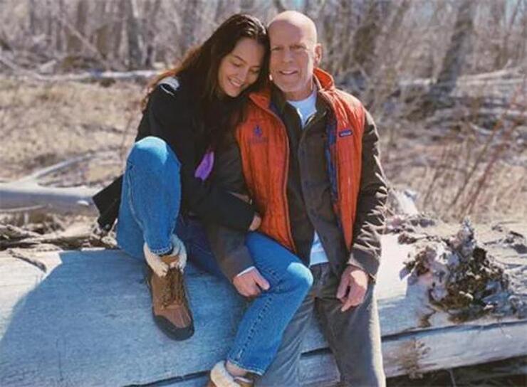 Bruce Willis'in frontotemporal demansla mücadelesi ve eşi Emma Heming Willis'in desteğiyle zorlu süreç!