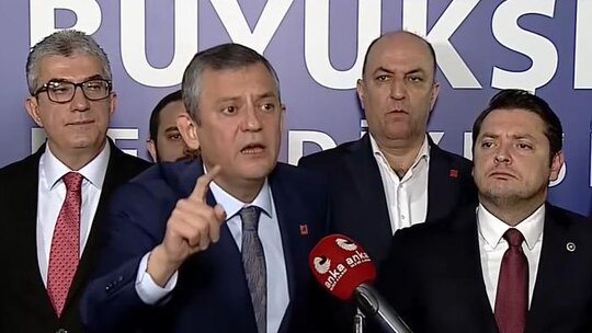 CHP lideri Özgür Özel'den sert açıklama: "Gizli tanık var, kanıt yok"