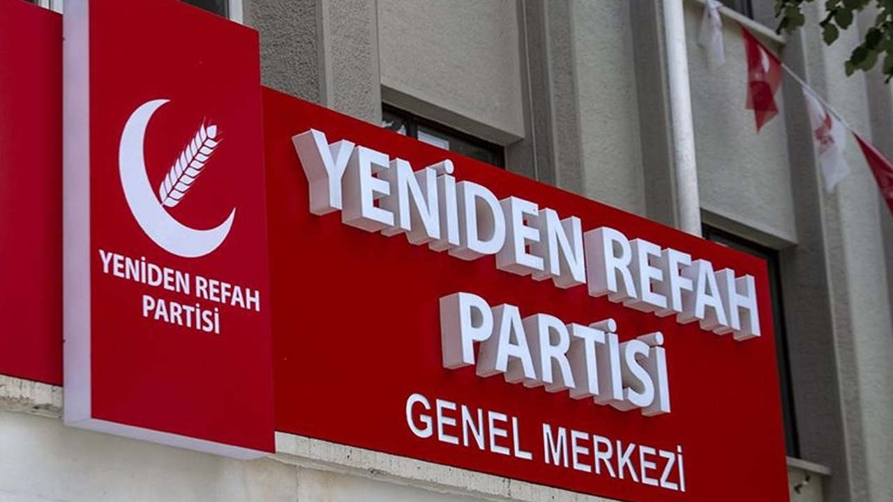Çumra Belediye Başkanı Mehmet Aydın ve Emirgazi Belediye Başkanı Mesut Mertcan,...