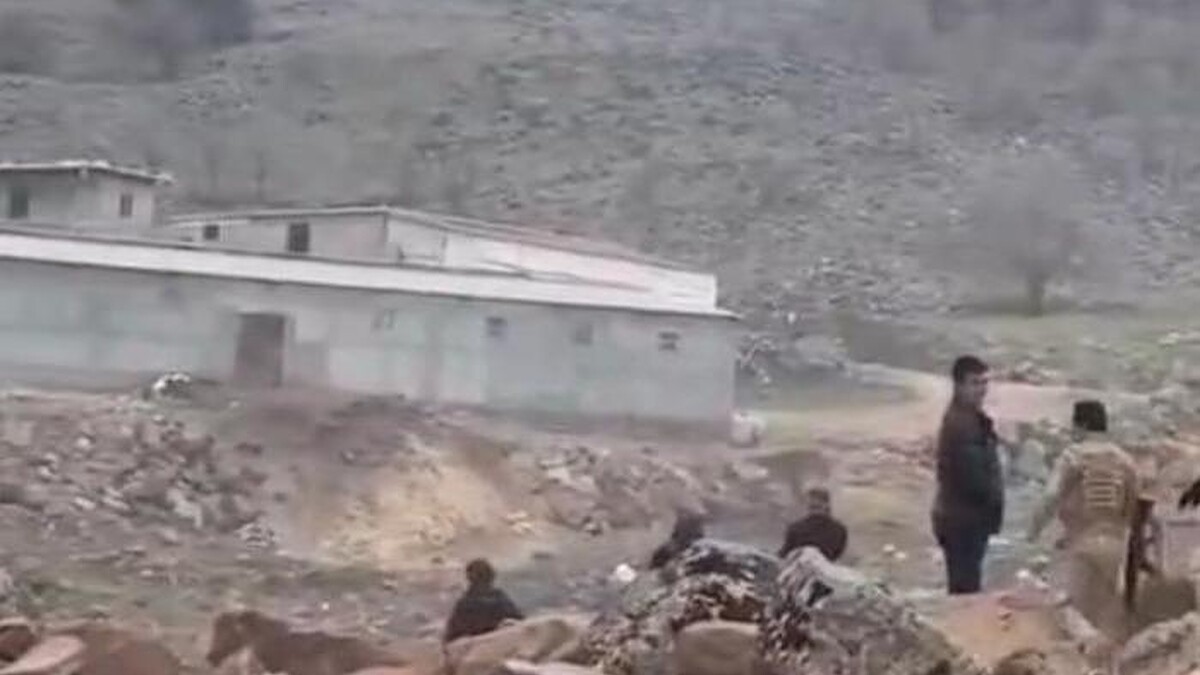 Diyarbakır'da silahlı kavga: 2 ölü, 5 yaralı! Jandarma olaya müdahale etti