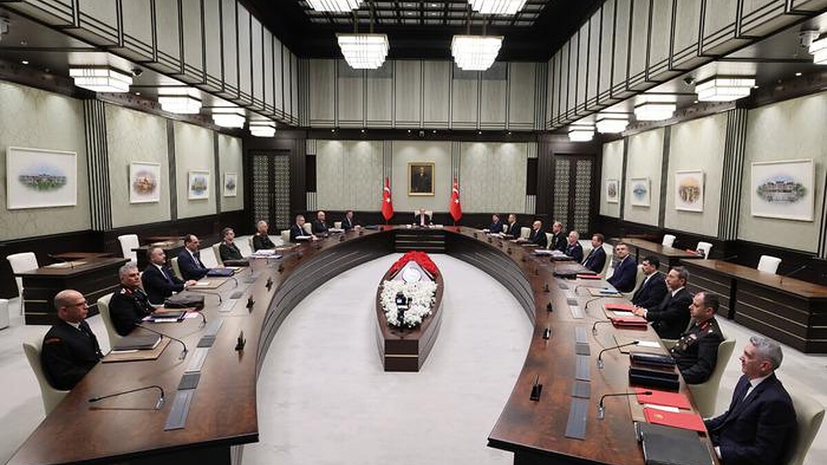 MGK toplantısında alınan kararlar açıklandı: Bölücü terör örgütüne sıkı takip!