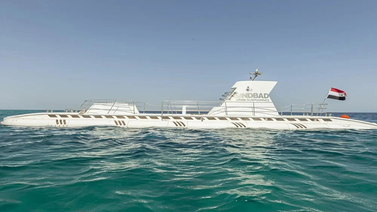 Mısır'da turistleri taşıyan denizaltı battı: 6 ölü, 19 yaralı