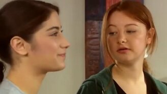 Sedef Şahin, oyunculuğa ara vererek tiyatro alanında öğretim üyesi oldu