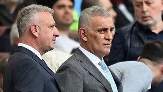 Trabzonspor taraftarları TFF Başkanı Hacıosmanoğlu'na istifa çağrısı yaptı