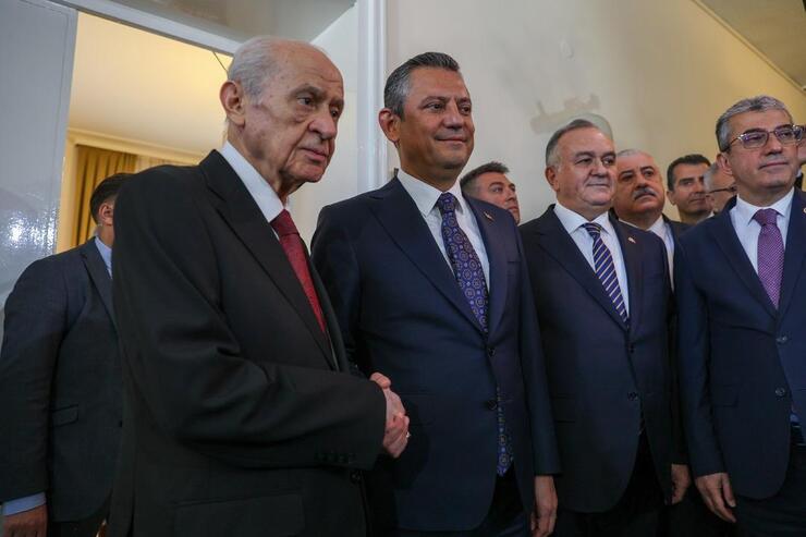 Devlet Bahçeli'den sert tepki: "CHP'nin darbe meraklısı hezeyanı!"