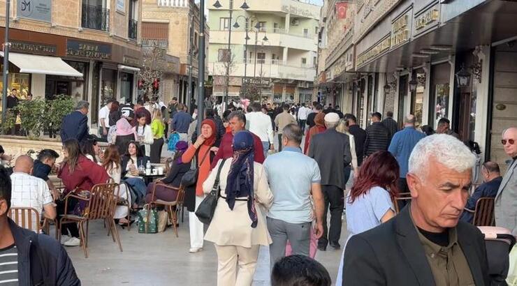 Alboralar’ın meşhur konağına turist akını!
