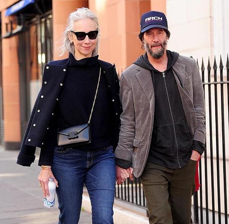 Keanu Reeves ve sevgilisi Alexandra Grant Londra'da el ele!
