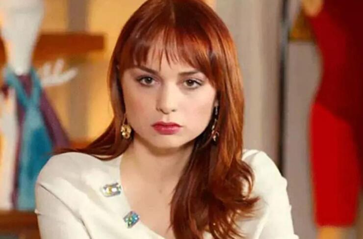 Nilperi Şahinkaya'dan açıklama: "Öyle Bir Geçer Zaman Ki" dizisinde ne kadar kazandım?
