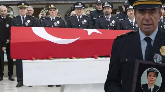 Arka Sokaklar'da duygusal veda! 19 sezonluk hikaye gözyaşlarıyla sona erdi