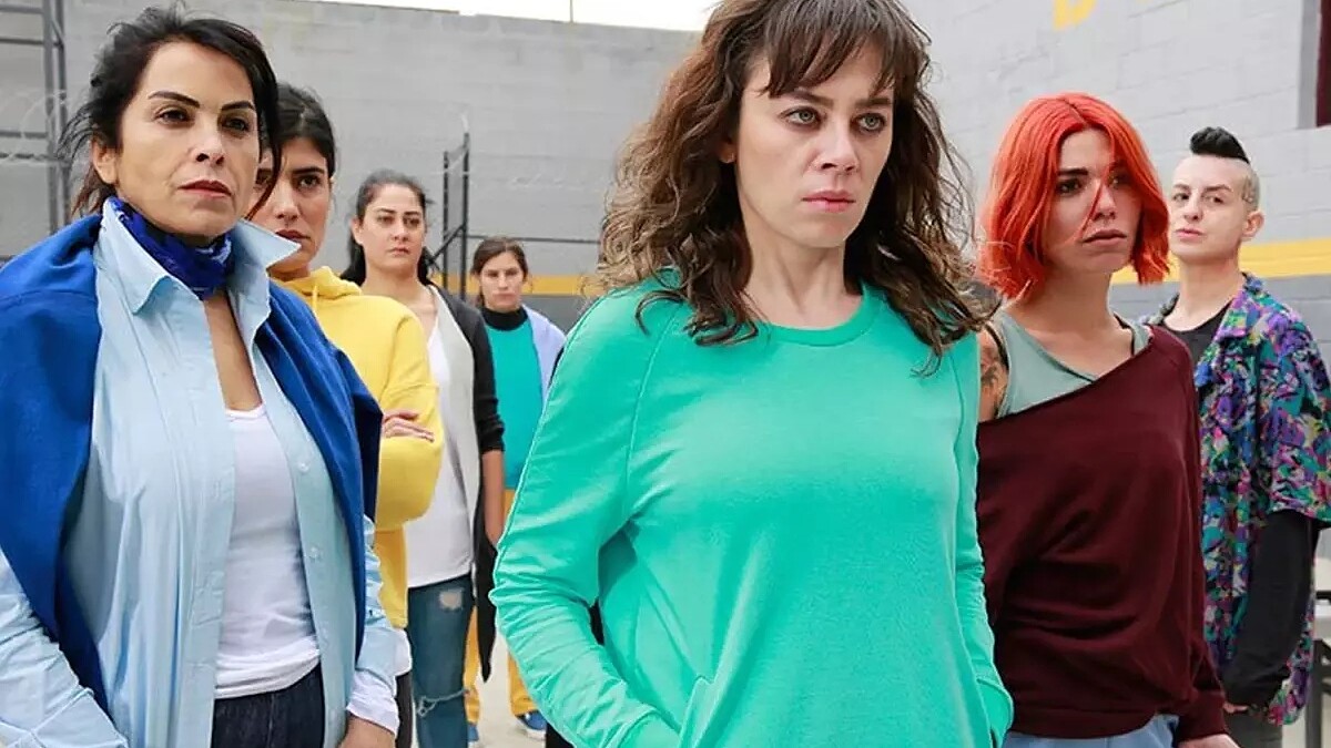 "Avlu" 6 yıl aradan sonra geri dönüyor, Demet Evgar kadroda yer almayacak