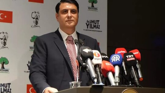 CHP’den istifa eden Şehitkamil Belediye Başkanı Umut Yılmaz'dan AK Parti'ye geçiş iddialarına yanıt