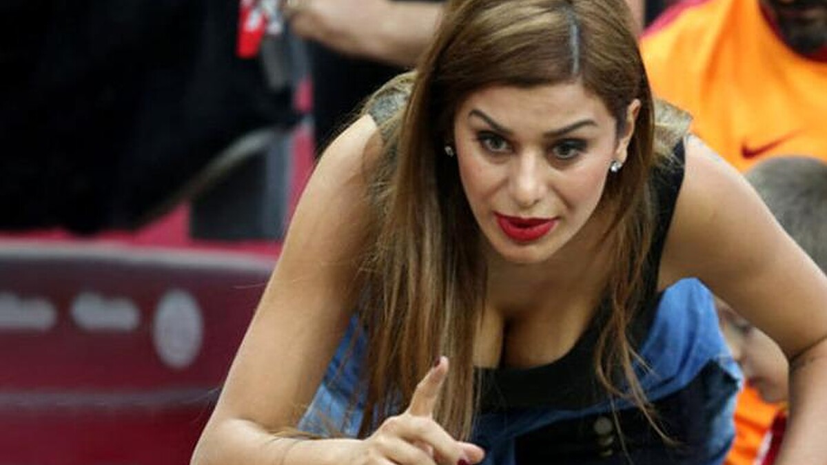 Ebru Şancı'nın futbolcu eşi Alpaslan Öztürk'e verdiği samimi yanıt dikkat çekti