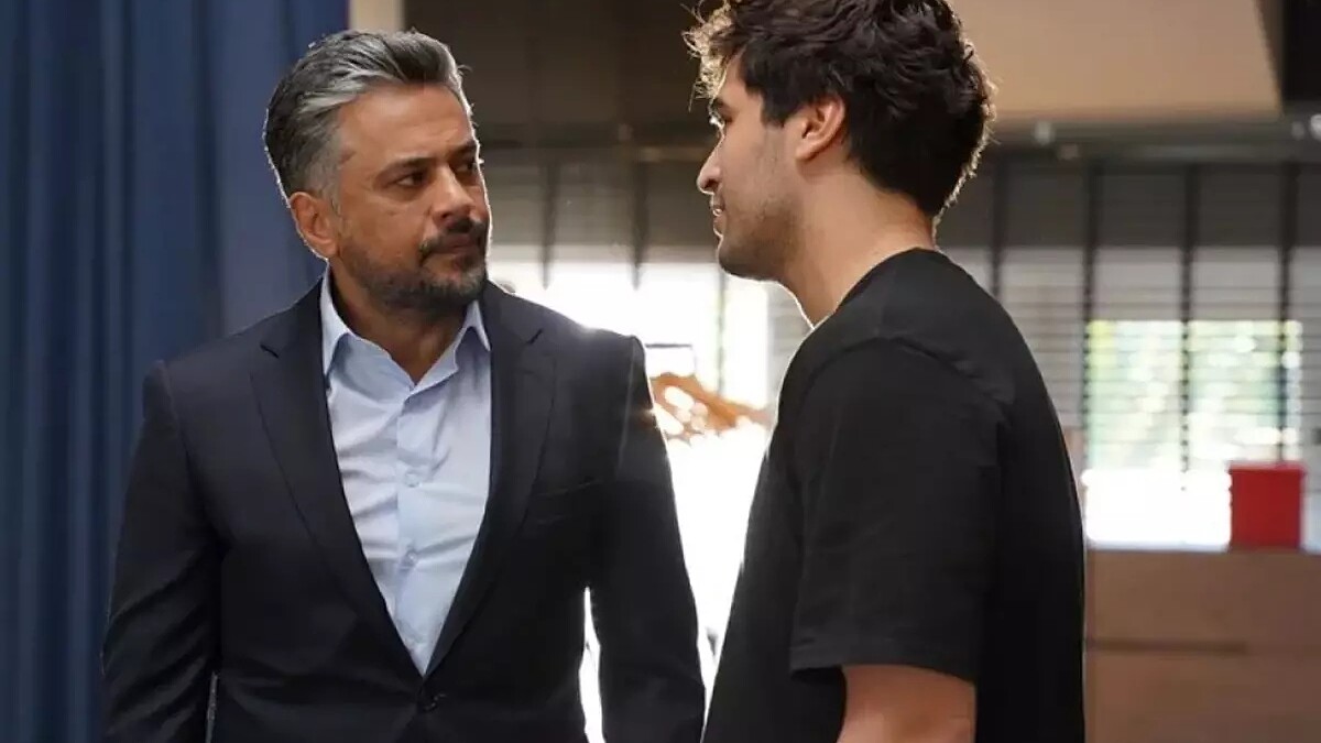 Emre Altuğ, Mert Ramazan Demir'in yemin töreninde!