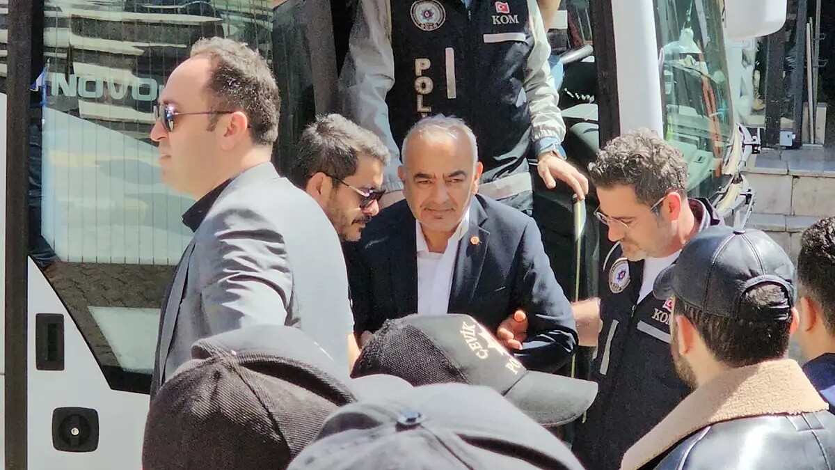 Eski Devrek Belediye Başkanı Çetin Bozkurt'a ev hapsi kararı verildi