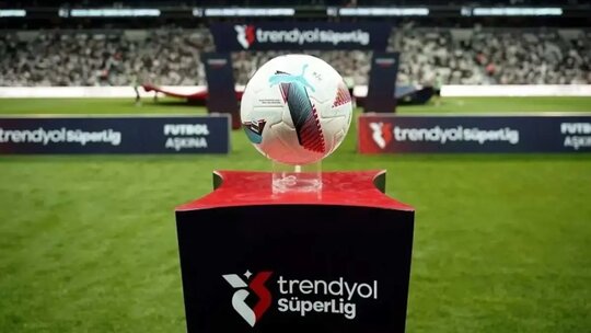 Eyüpspor'a FIFA'dan 3 dönem transfer yasağı!