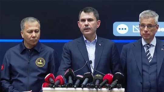 İstanbul Depremi Sonrası 3 Bin Kişilik Tespit Ekibi Sahada