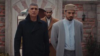 Kızıl Goncalar'ın Finalinden Sonra Mert Yazıcıoğlu'nun Yeni İmaji Şaşırttı