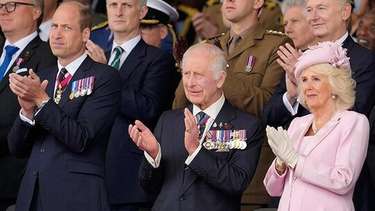 Prens Harry'nin Ailesiyle Krizi Derinleşiyor: Üvey Annesiyle Birlikte!