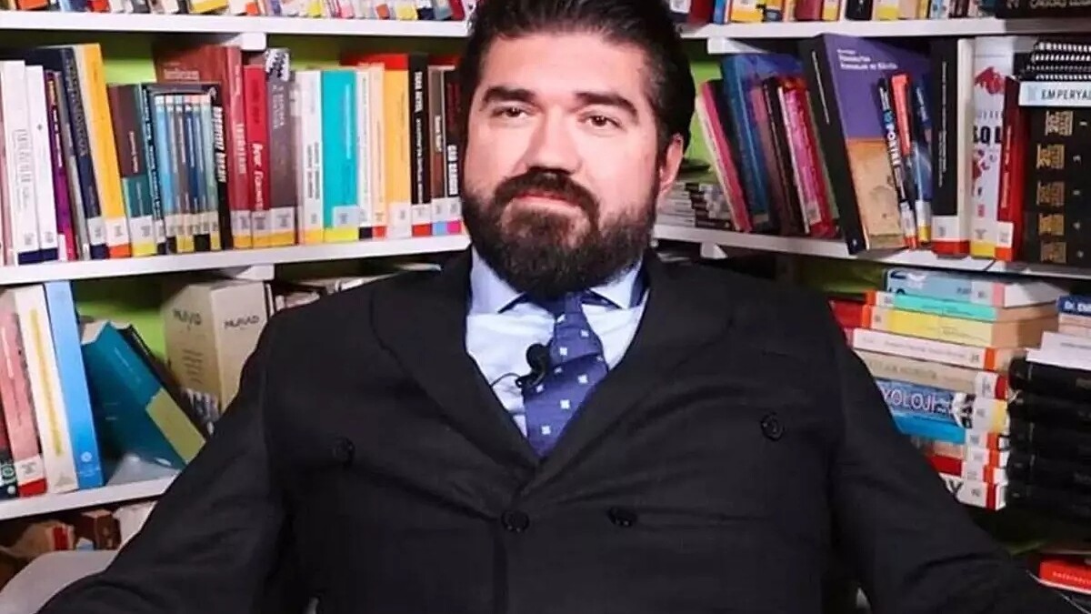 Rasim Ozan Kütahyalı, Beyaz Futbol'dan ayrılıyor