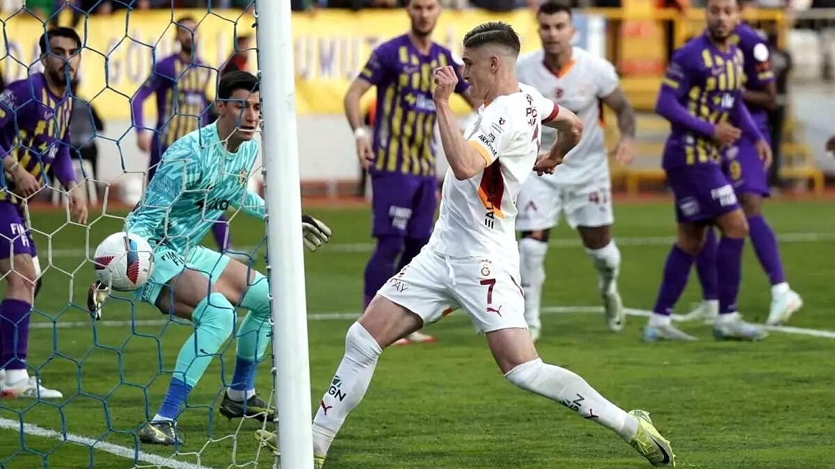 Roland Sallai, Eyüpspor Maçında Galatasaray'a Gol Attı