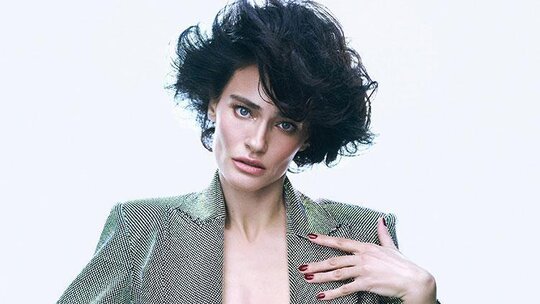 Saadet Işıl Aksoy: Egomu geri plana attım, mesleğimdeki değişimi anlattı