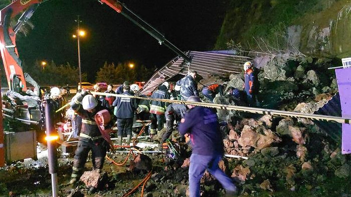 Samsun'da heyelan faciası: 3 kişi hayatını kaybetti!