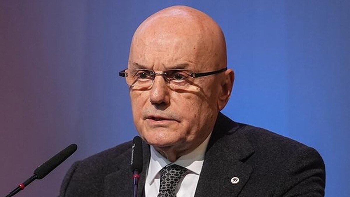 Tevfik Yamantürk'ten Adalı'ya yumruk atma nedeniyle istifa açıklaması!