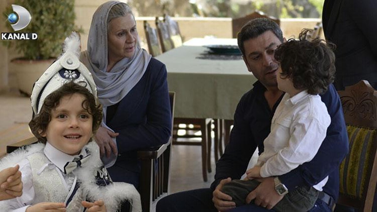 Uzak Şehir'de duygusal anlar: "Seni seviyorum baba"