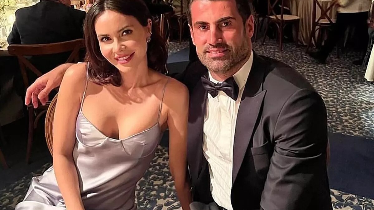 Zeynep Demirel'in minik kızı Yasmin'in son halini paylaştığı fotoğraf olay oldu