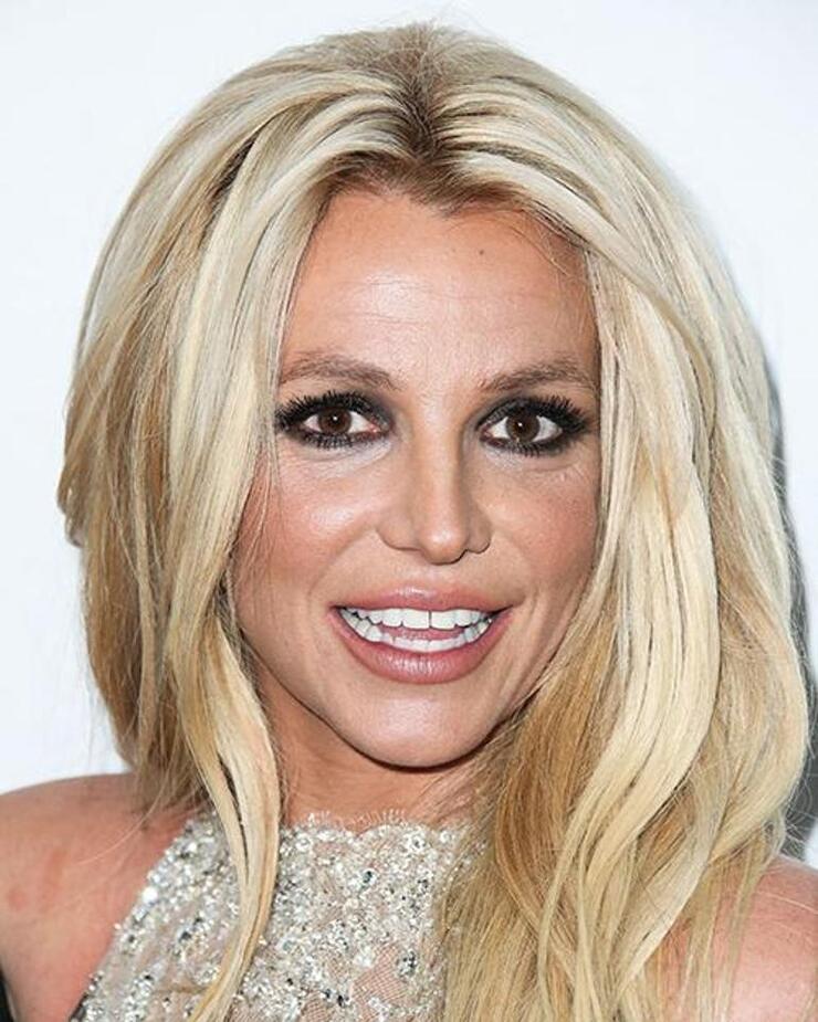 Britney Spears'un çöküşü: Dört aydır evinden çıkmıyor ve aklını kaçırmak üzereymiş!
