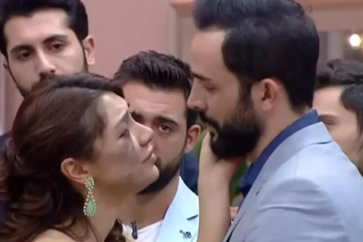 Aycan Varış, yıllar sonra Kısmetse Olur'daki sırları açıkladı!