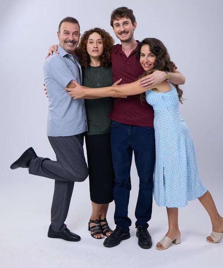 Hakan Yılmaz: Sıcak Büfe Filminin Komik Divası!