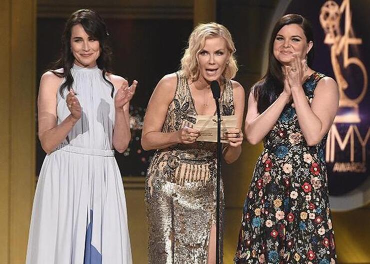 Ünlü oyuncu boşandığı kocasına yeniden aşık oldu, yıllar sonra tekrar evlendi! Rena Sofer ve Sanford Bookstaver'dan romantik sürpriz
