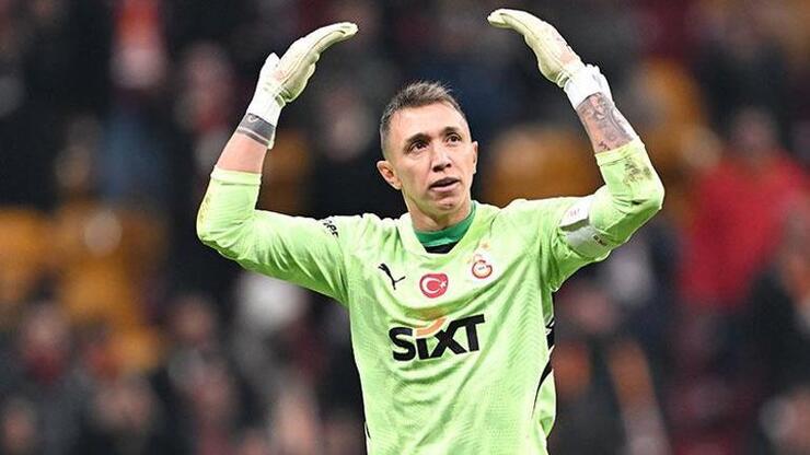 Galatasaray'da 8 oyuncuyla yollar ayrılıyor! Transferde 35 milyon Euro'luk hareketlilik var