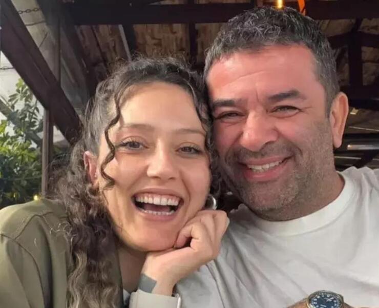 Bülent Şakrak'ın yeni sevgilisi Duygu Arabacıoğlu ile ilişkisi sosyal medyada duyurdu