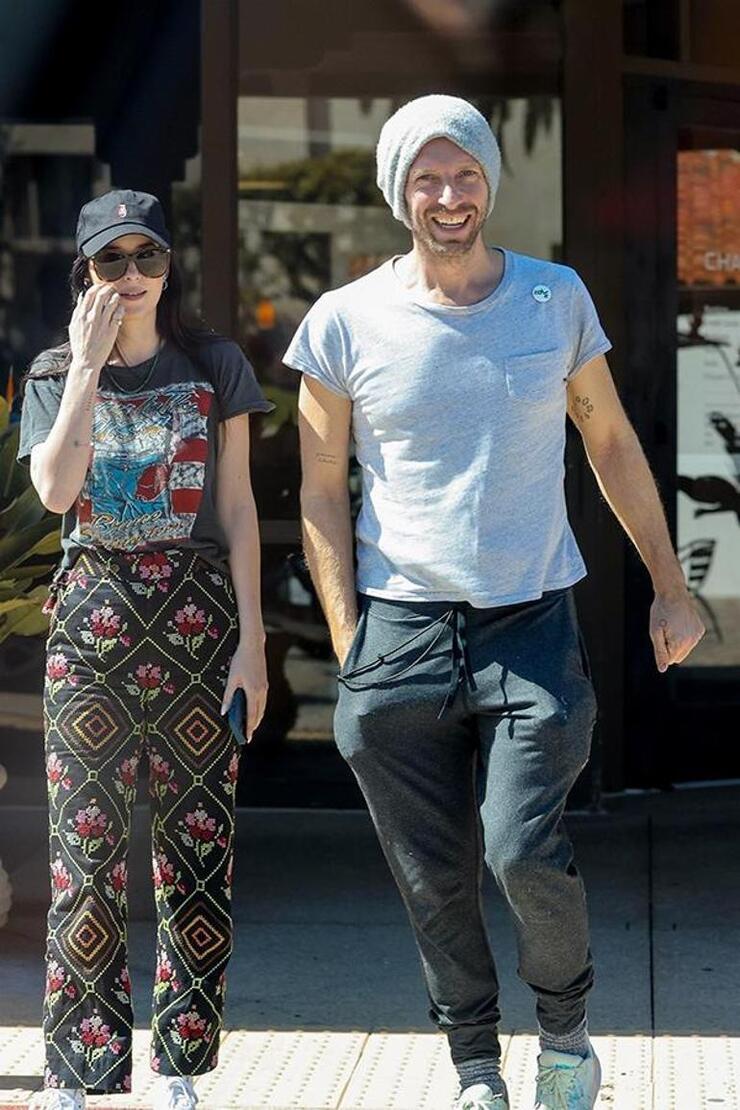 Dakota Johnson: 'Ben kimseyle çıkmadım!'