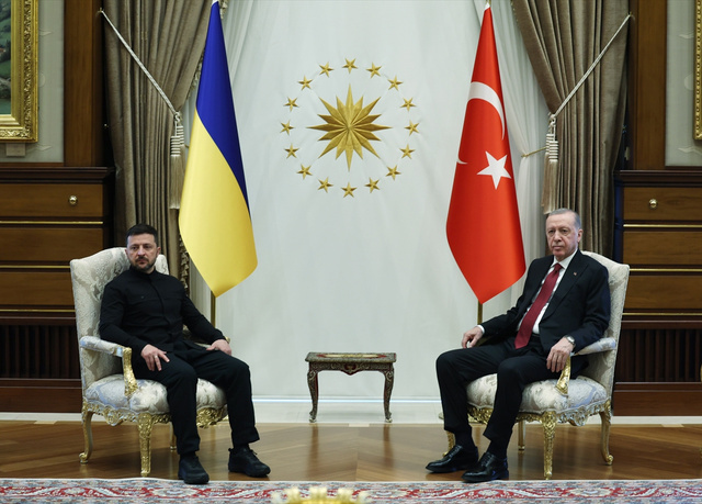 Zelenskiy'nin Türkiye Ziyareti: Ukrayna, Rusya ile Masaya Oturmayacak mı?
