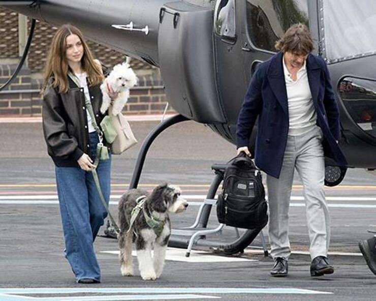 Tom Cruise'un helikopter sürprizi: Ana de Armas ile aşkı resmen doğrulandı