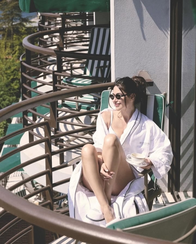 Nesrin Cevadzade'den cesur Hıdırellez pozu olay oldu
