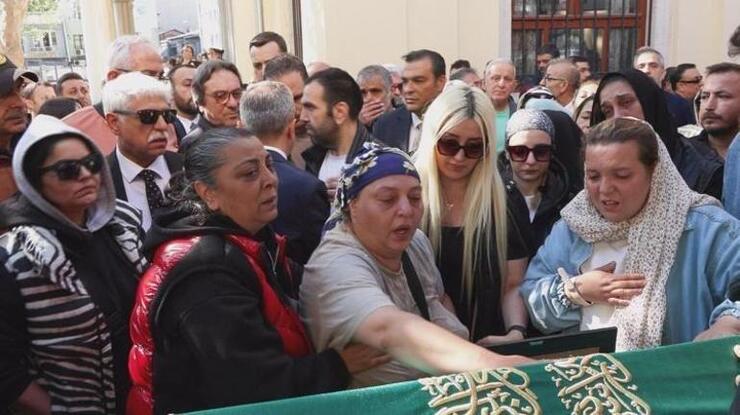 Balık Ayhan'ın cenaze töreninde duygusal anlar yaşandı