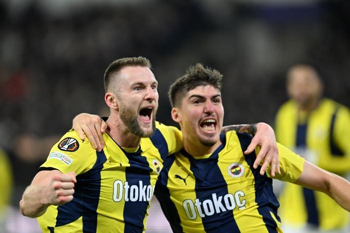 Fenerbahçe'nin genç yıldızı Yusuf Akçiçek için rekor teklifler!