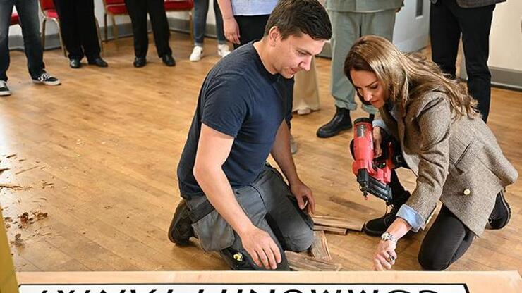 Kate Middleton ve Prens William, Halkın Arasında Tadilat Çalışmalarına Katıldı!