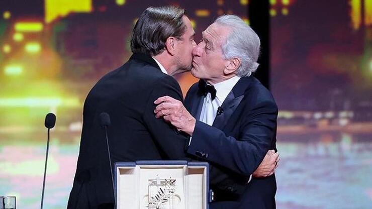 Robert De Niro'ya Onur Ödülü Verildi: DiCaprio'dan Dokunaklı Sözler!