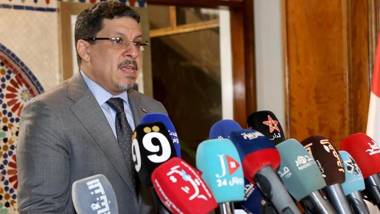 Yemen Başbakanı Mübarek istifa etti, kriz büyüyor