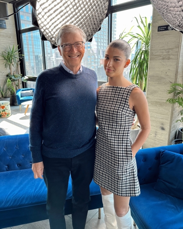 Bill Gates'in kızı Phoebe, babasının hastalığını açıkladı