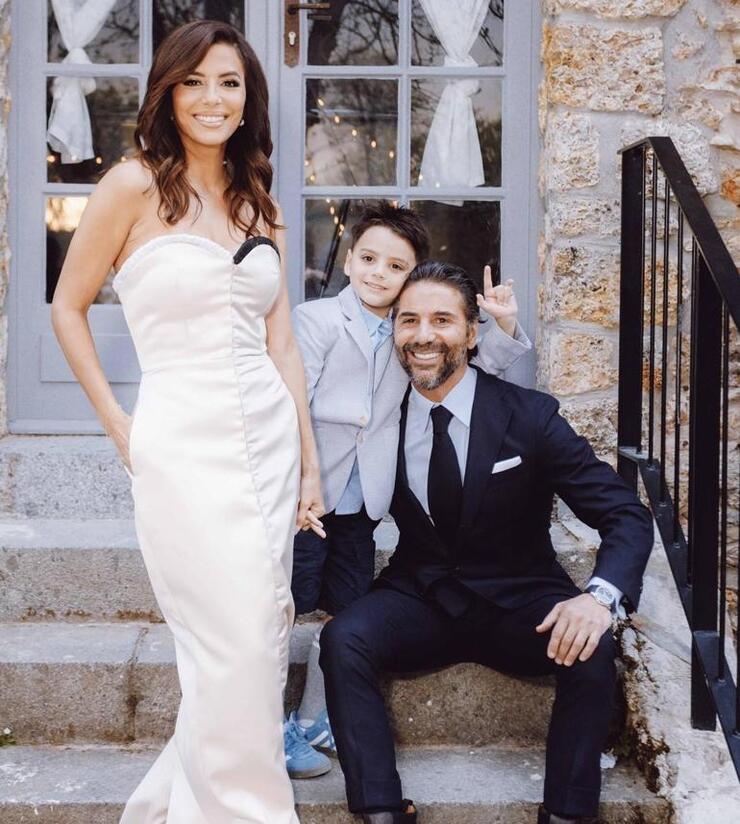 Eva Longoria, annelikle birlikte kamera karşısında değişti!