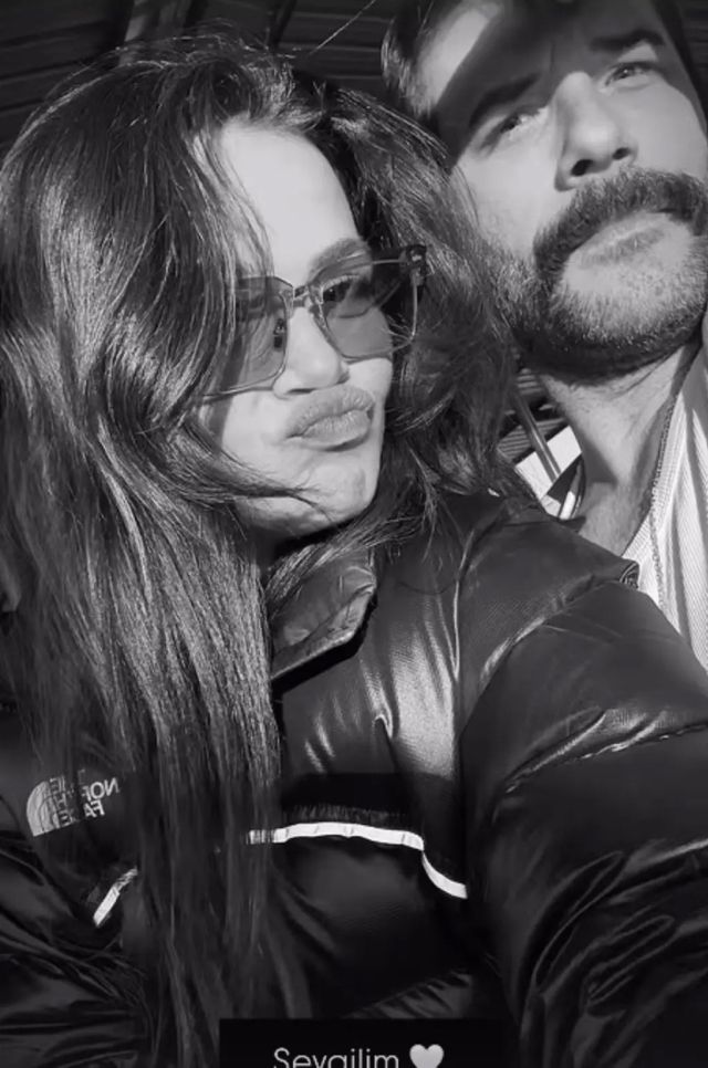 Sinem Ünsal ve Berk Cankat'ın romantik doğum günü kutlaması olay oldu
