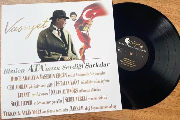 Atatürk'ün Sevdiği Şarkılar "Vasiyet" Albümünde Bir Araya Geldi