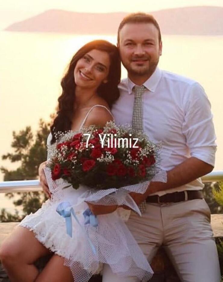 Ünlü oyuncunun eşi duygusal paylaşım yaptı: "Evlilik yıl dönümü"