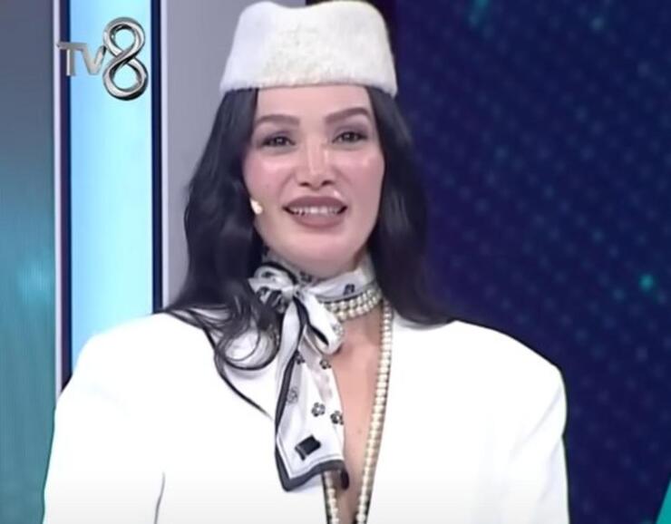 Emel Özkızıltaş, İşte Benim Stilim'e geri döndü! Sosyal medya estetik iddialarını konuşuyor
